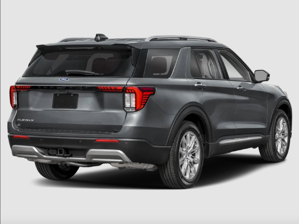 Used 2025 Ford Explorer Platinum AWD/4WD image 2