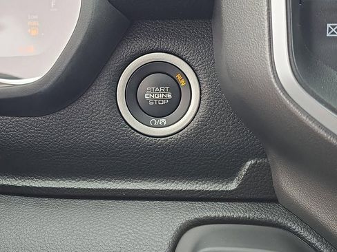 New 2026 RAM 1500 Big Horn AWD/4WD image 19