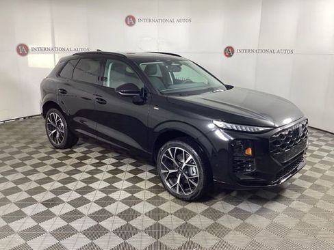 New 2026 Audi Q3 quattro 2.0T image 3