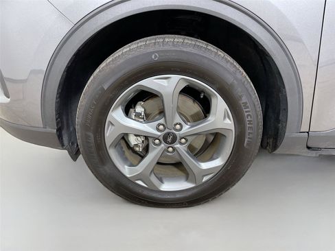 Used 2025 Ford Escape ST-Line Select AWD/4WD image 28