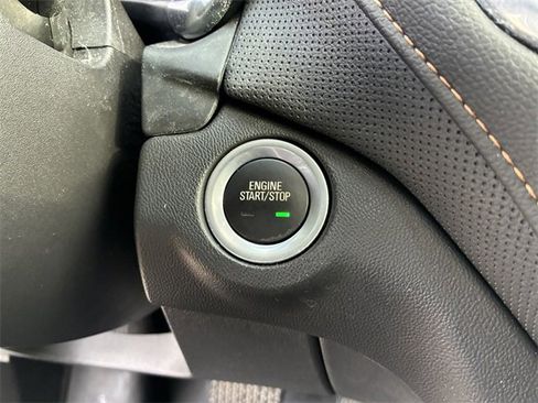 Used 2021 Chevrolet Equinox Premier image 30