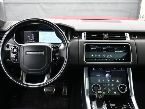 Used 2018 Land Rover Range Rover Sport HSE Dynamic image 11