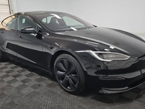 Used 2022 Tesla Model S image 1