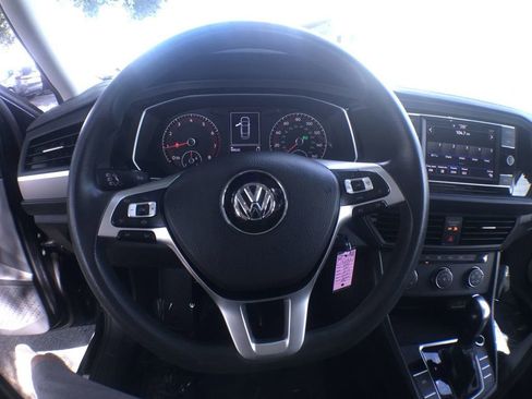 Used 2021 Volkswagen Jetta S image 15