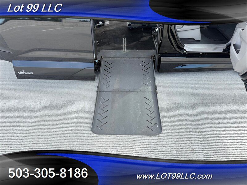 Used 2011 Honda Odyssey EX image 5