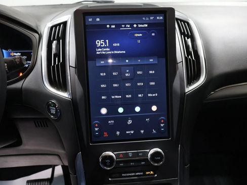 Used 2024 Ford Edge Titanium w/ Equipment Group 301A image 25