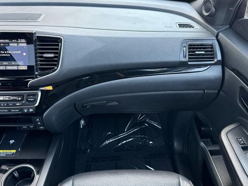 Used 2025 Honda Passport Black Edition image 30