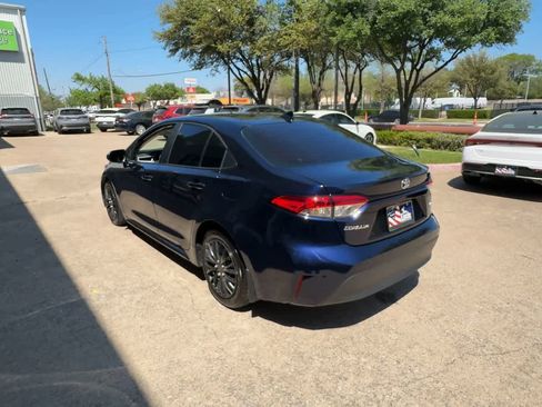 Used 2025 Toyota Corolla LE image 7