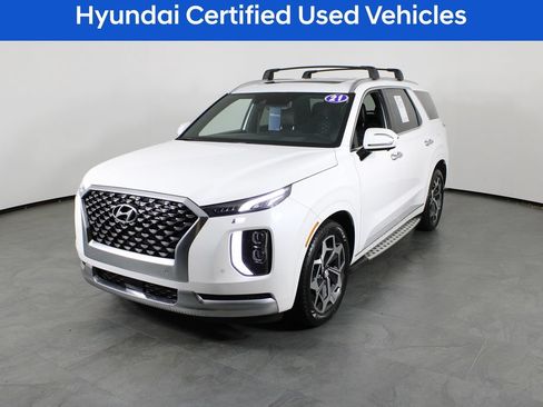 Used 2021 Hyundai Palisade Calligraphy FWD image 2