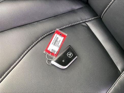 Used 2025 Acura RDX SH-AWD image 31