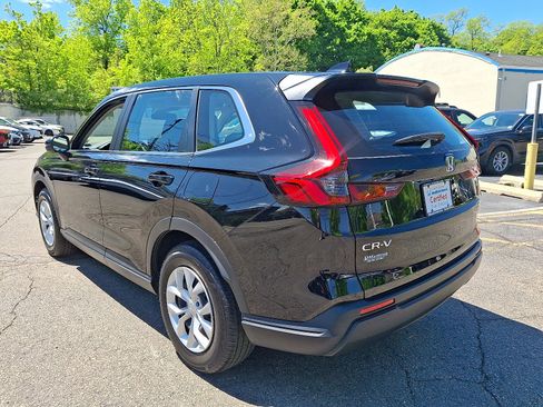 Used 2024 Honda CR-V LX image 9