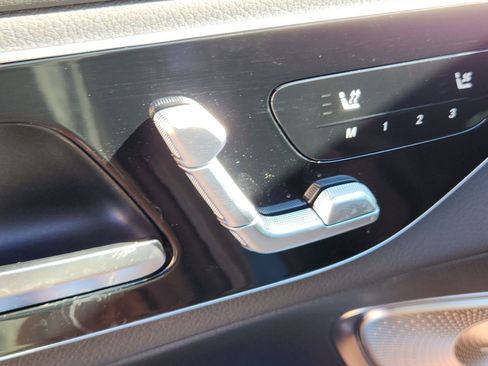 New 2025 Mercedes-Benz GLC 350e 4MATIC image 17