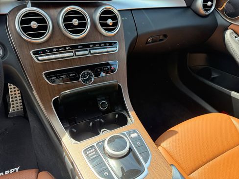 Used 2020 Mercedes-Benz C 300 Sedan image 13