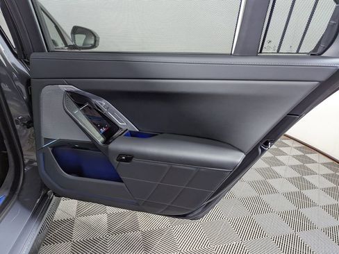 Used 2026 BMW i7 eDrive50 w/ Executive Package RWD image 48