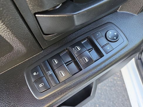 Used 2019 RAM 1500 Tradesman image 11