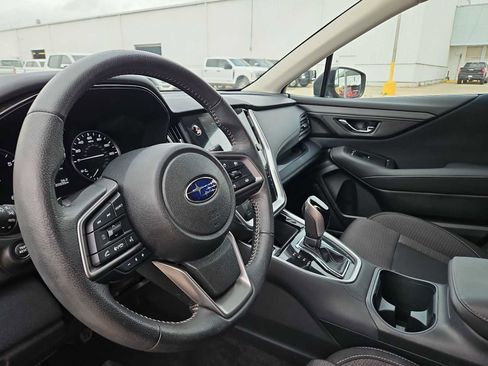 Used 2024 Subaru Outback Premium image 10