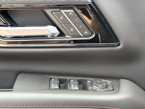New 2026 GMC Yukon XL AT4 Ultimate w/ LPO, Floor Liner Package AWD/4WD image 20