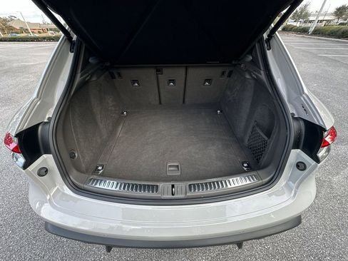 Used 2023 Porsche Macan image 28