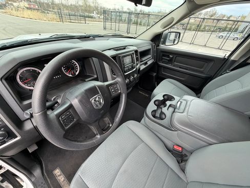 Used 2019 RAM 1500 Express image 16