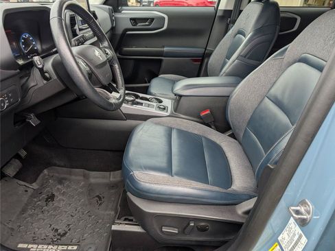 Used 2022 Ford Bronco Sport Outer Banks w/ Tech Package AWD/4WD image 12