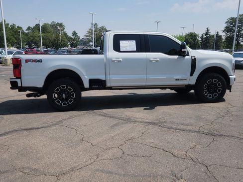 Certified 2025 Ford F350 Platinum w/ FX4 Off-Road Package AWD/4WD image 11
