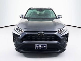 Used 2021 Toyota RAV4 XLE video 2