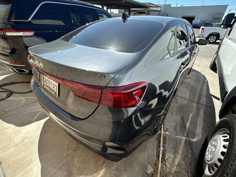 Used 2024 Kia Forte LXS image 4