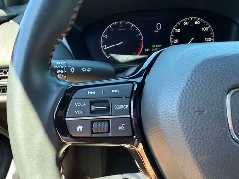 Used 2024 Honda HR-V Sport image 29