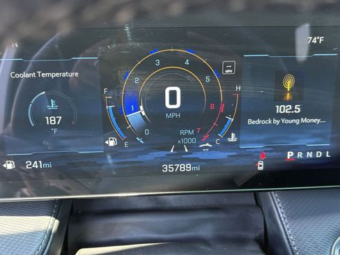 Used 2025 Chevrolet Equinox LT FWD image 41