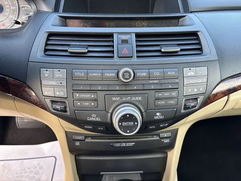 Used 2010 Honda Crosstour EX-L image 28