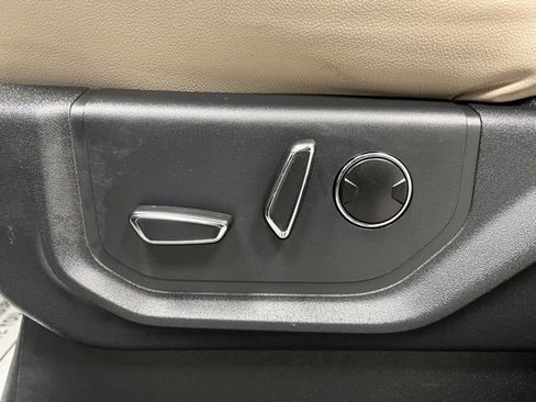 Used 2024 Ford Expedition Max Limited image 23