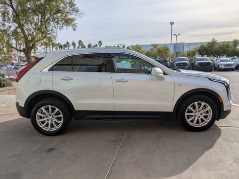 Used 2023 Cadillac XT4 Luxury w/ Driver Awareness Package image 6