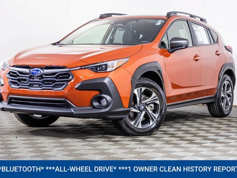 Used 2025 Subaru Crosstrek 2.5i Premium AWD/4WD image 2