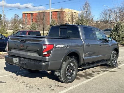 Used 2023 Nissan Titan PRO-4X w/ Pro-4x Convenience Package image 24