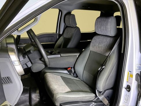 Used 2023 Ford F250 XLT w/ FX4 Off-Road Package image 21