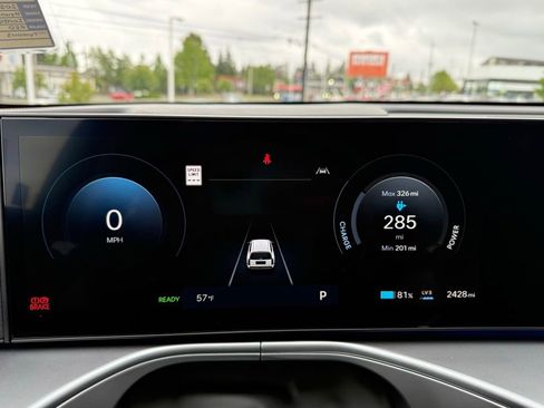 Certified 2026 Hyundai Ioniq 9 SEL AWD/4WD image 28
