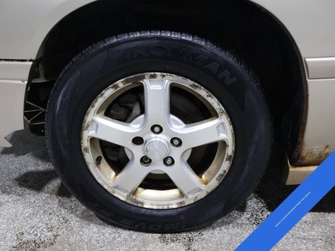 Used 2005 Chevrolet Impala LS w/ Preferred Equipment Group FWD image 13
