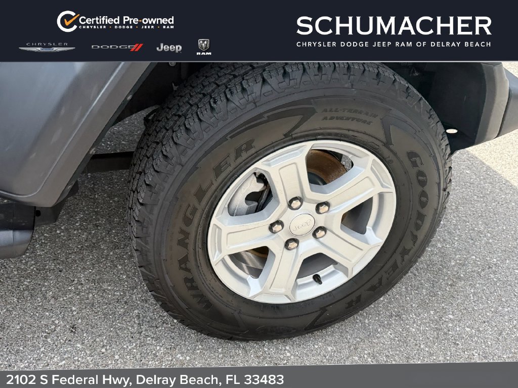 Certified 2022 Jeep Wrangler Unlimited Sport w/ Sun And Sound Package AWD/4WD image 18