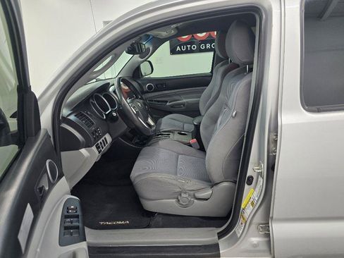 Used 2012 Toyota Tacoma PreRunner w/ TRD Off-Road Pkg RWD image 16