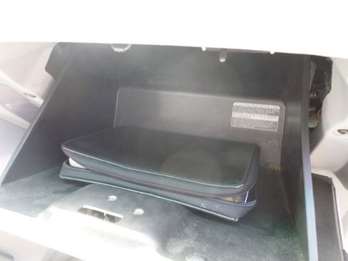 Used 2004 Toyota Highlander Limited image 21