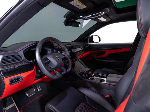 Used 2023 Lamborghini Urus S AWD/4WD image 16