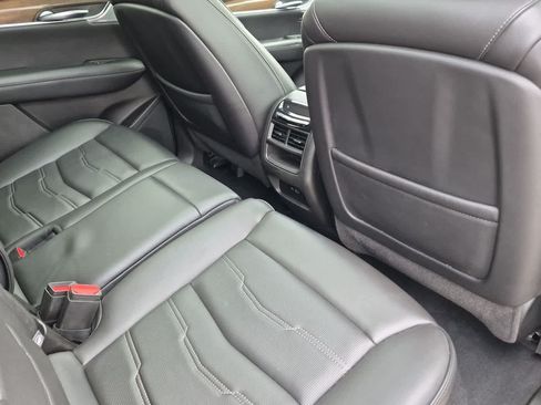 Used 2023 Cadillac XT5 Sportv w/ Platinum Package AWD/4WD image 18