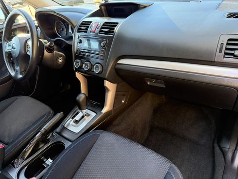 Used 2014 Subaru Forester 2.5i AWD/4WD image 23