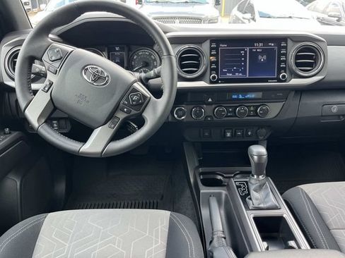 Used 2023 Toyota Tacoma TRD Off-Road AWD/4WD image 16