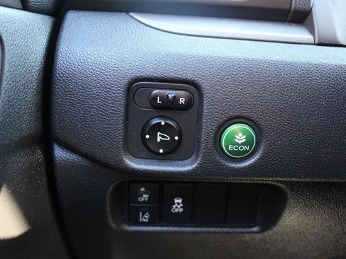 Used 2019 Honda Pilot EX-L image 25