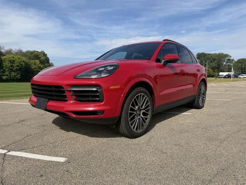 Used 2021 Porsche Cayenne AWD/4WD image 26