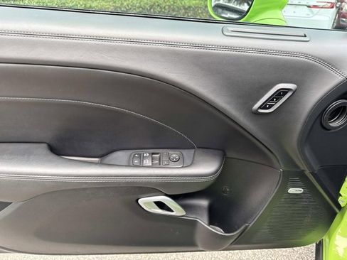 Used 2023 Dodge Challenger R/T w/ Plus Package image 8