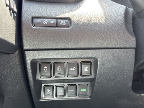 Used 2018 Nissan Rogue SL AWD/4WD image 33