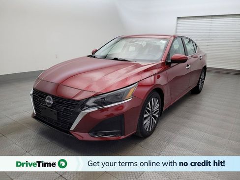 Used 2023 Nissan Altima 2.5 SV FWD image 1