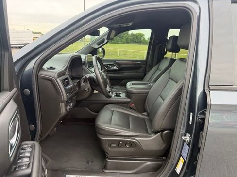 Used 2021 Chevrolet Tahoe Z71 w/ Luxury Package image 7